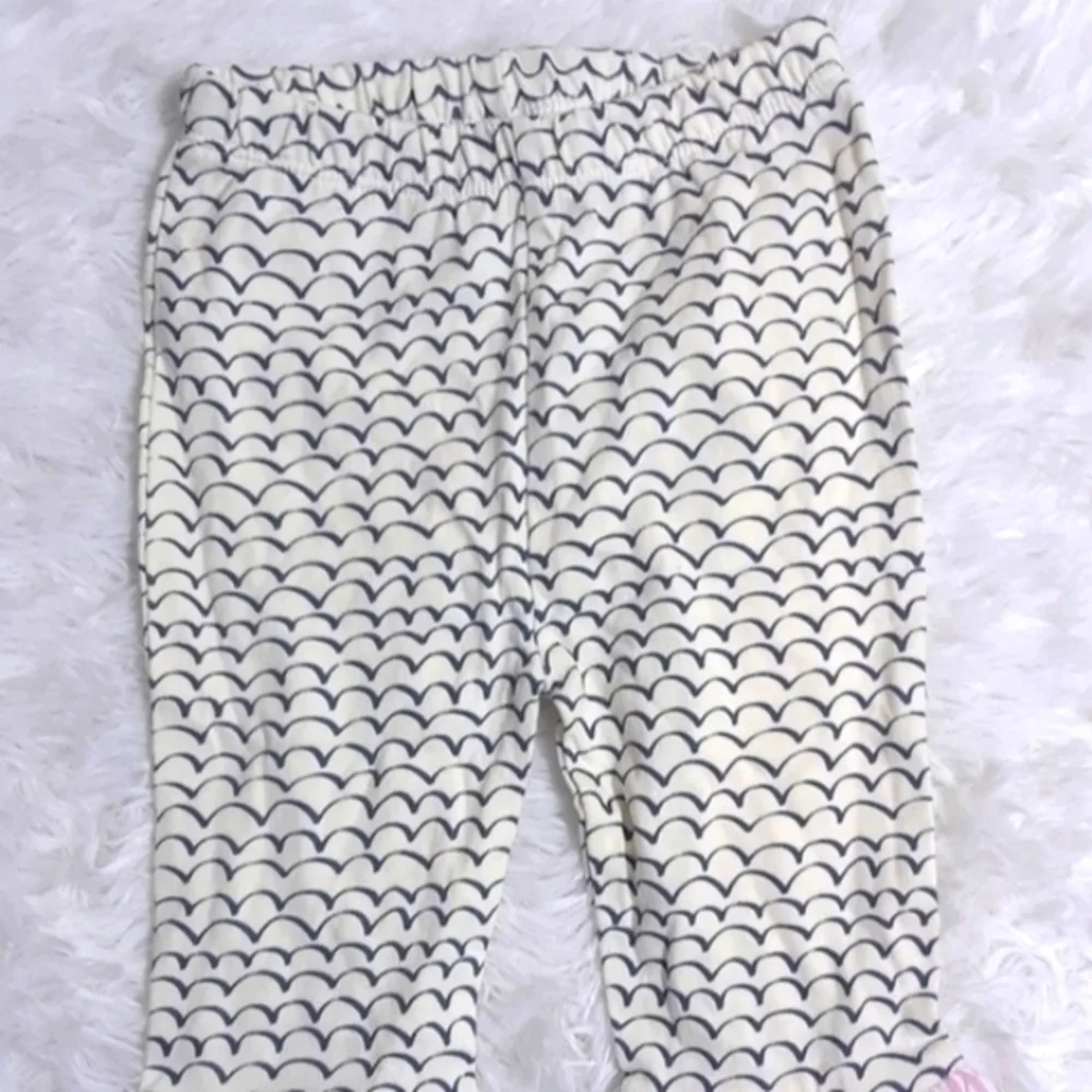 Mermaid Scales, Ruffle Bottom Leggings-Size 3-6Mos